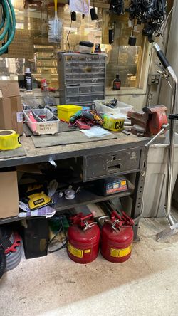 All Metal Workbench Heavy Duty W/ Vise