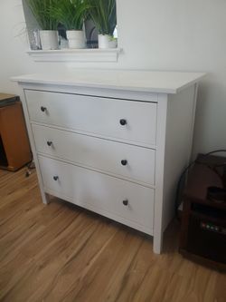 Ikea Dresser 3 drawers