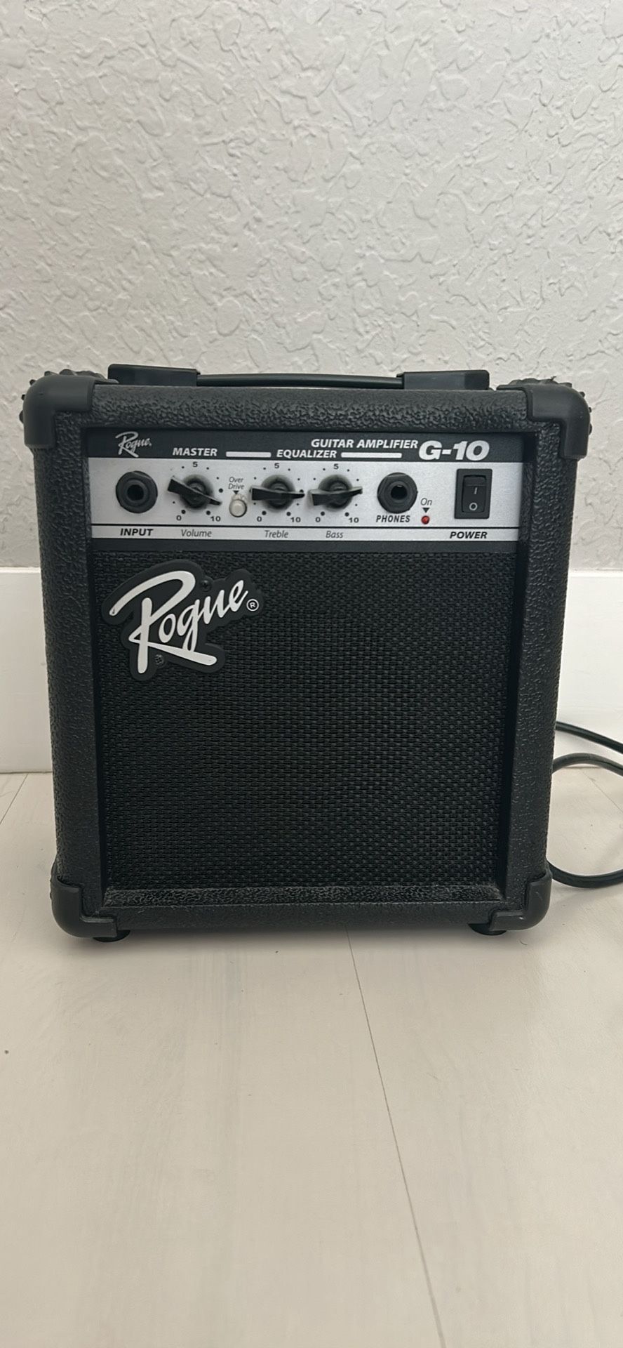 Rogue G10 Guitar Amplifier