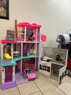 Barbie Dreamhouse with Accessories and Pink Car