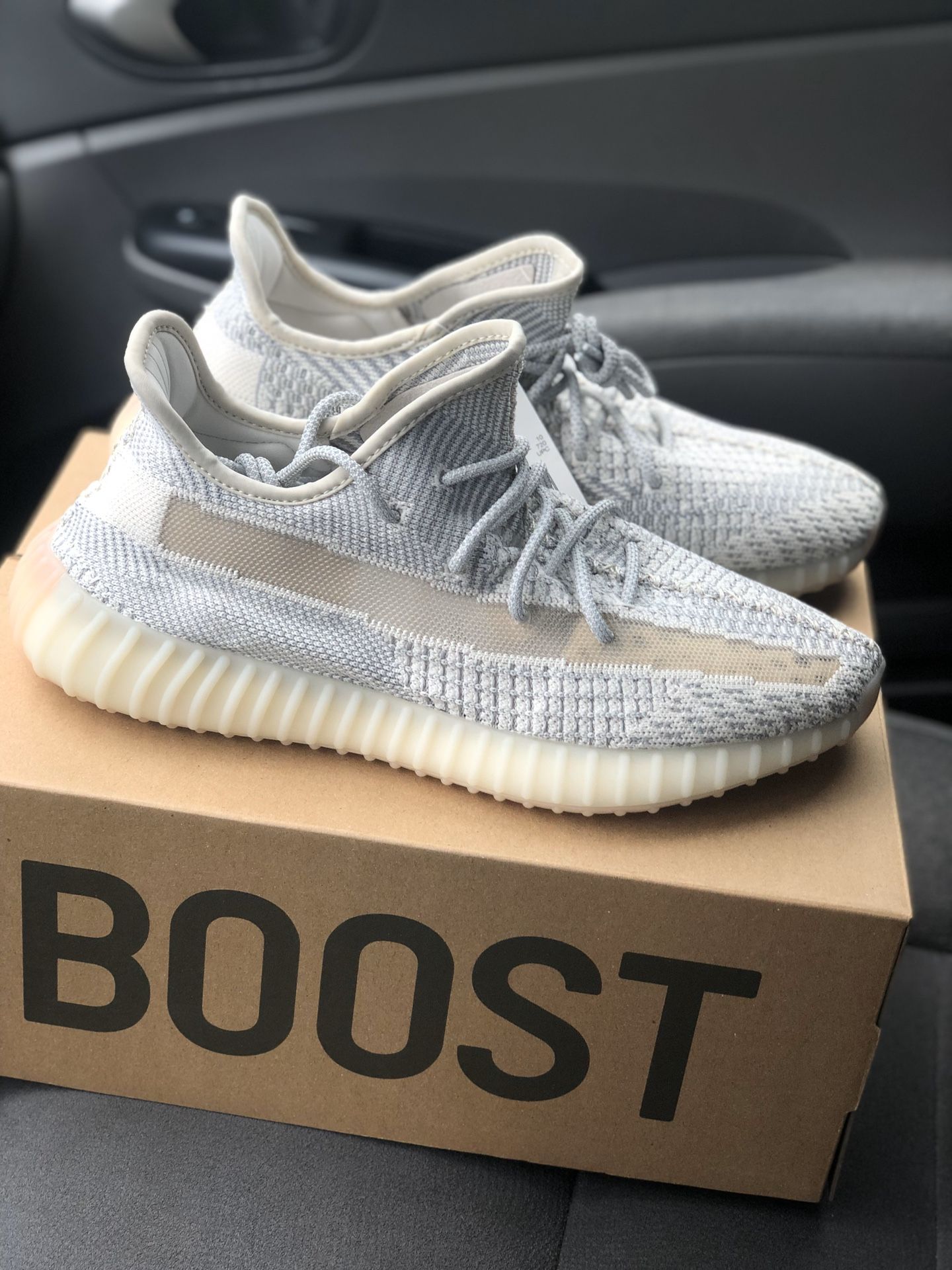 Adidas Yeezy 350 Boost v2 Cloud White Size 10.5