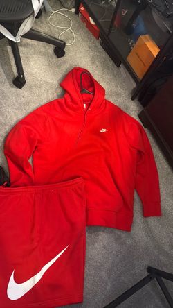 Nike Hoodie & Shorts
