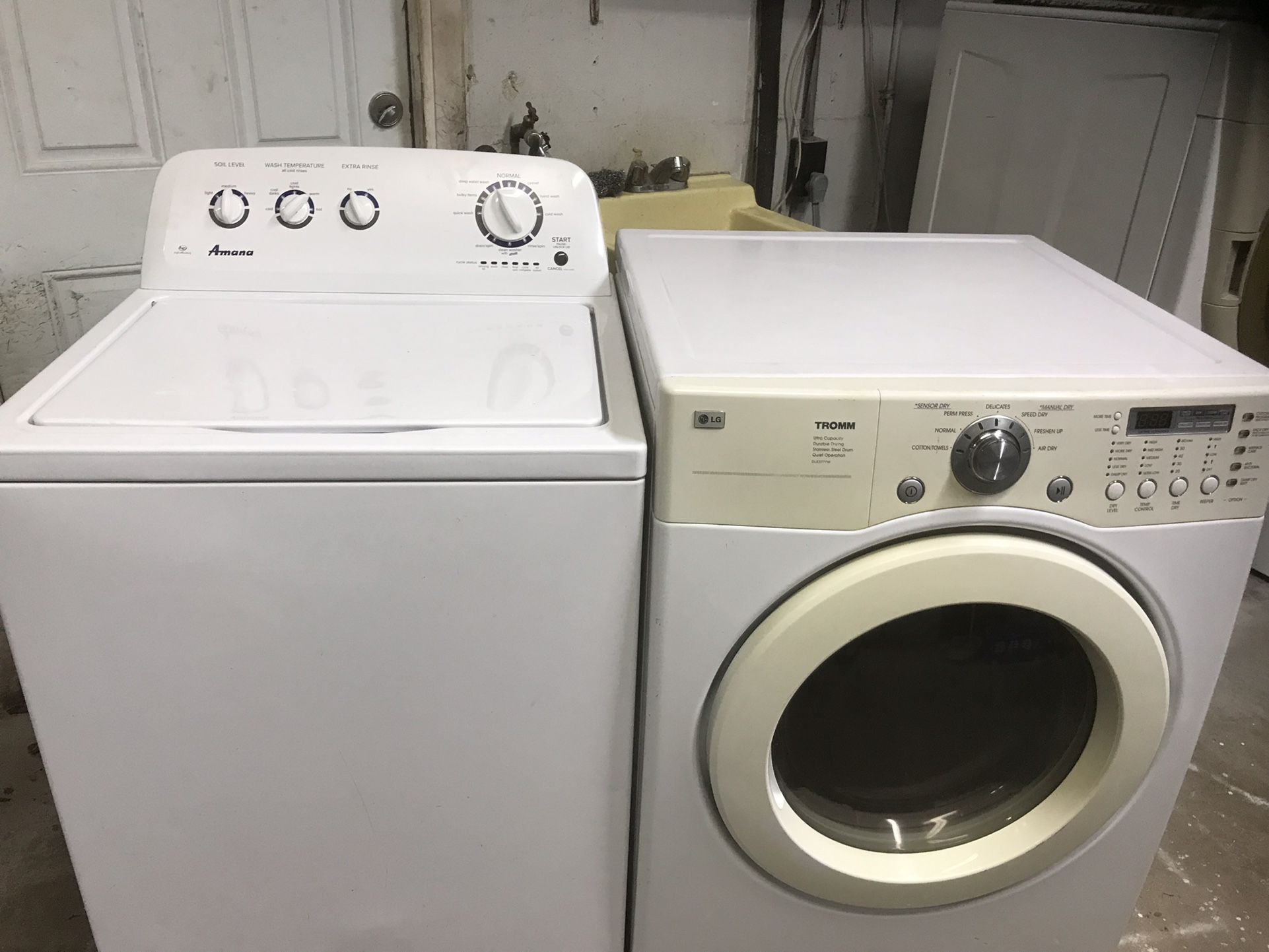 WASHER AND DRYER IN GREAT WORKING CONDITION