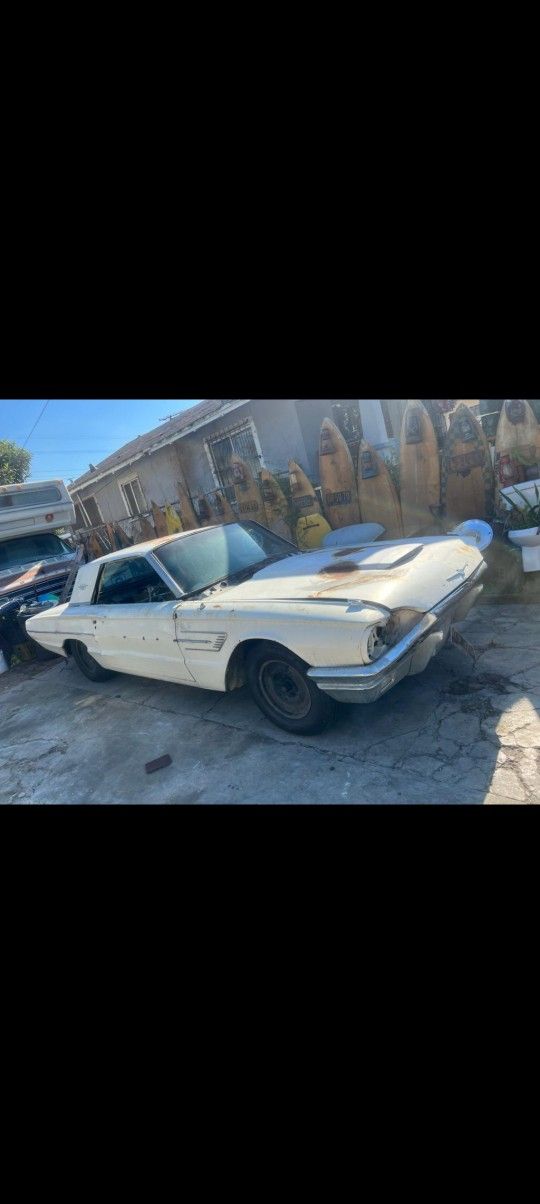 PARTING OUT 1965 FORD THUNDERBIRD!!PARTS!!