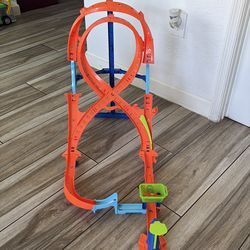Hot wheel track