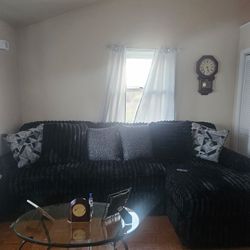 New Ashley Signature Living Room Set 