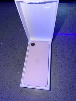 iPhone 17e 256gb (Need gone Today)