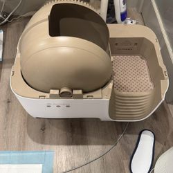 Pet Snowy Automatic Litter Box 