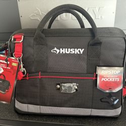 Husky 14 inch heavy duty tool bag