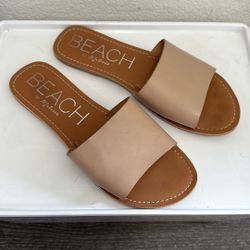 Nude Leather Women’s Sandals, Size 8