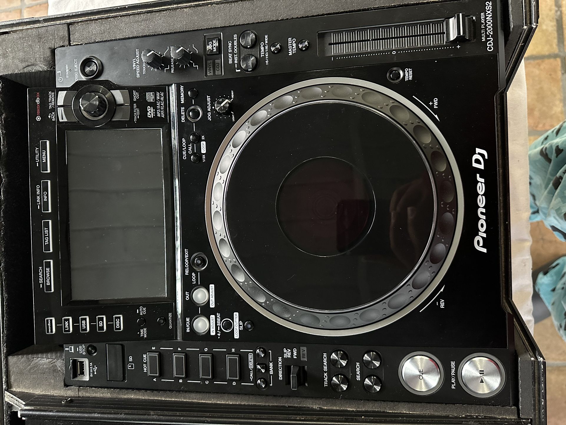 Cdj Riverside CDJ-2000NXS2 for Sale in Riverside, CA - OfferUp