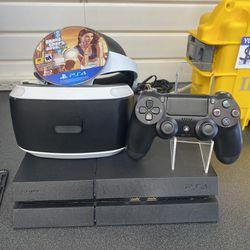 PlayStation 4 Console W/ VR Headset And Game 