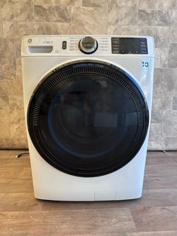 GE washer laundry