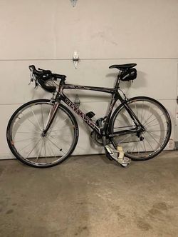 race carbon fiber bicycle