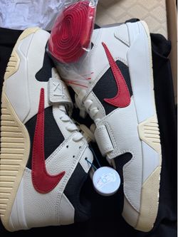 JUMPMAN JACK UNIVERSITY RED