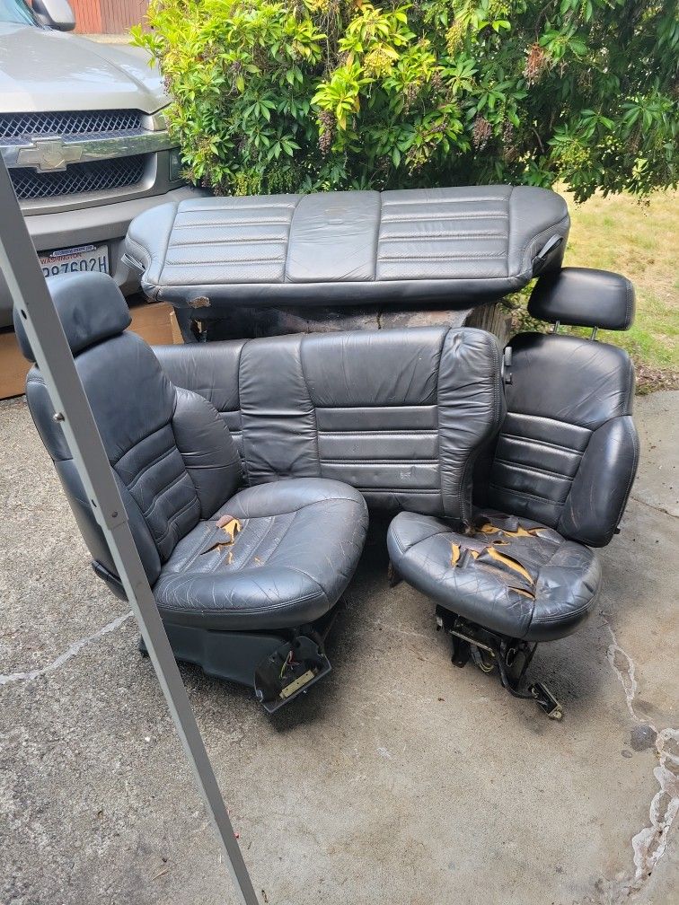 Jeep Cherokee XJ Seats