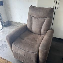 Arm Chair 