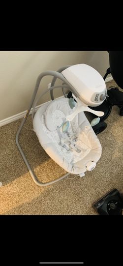 Baby Swing - Like NEW! With Mobile & Control Panel