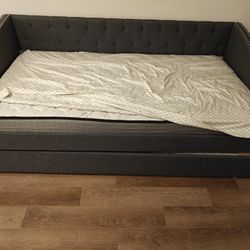 Nebraska Daybed with 2 Firm Mattresses