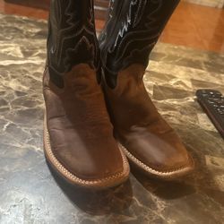 Boys Boots