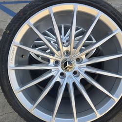 19"new Staggerd Wheels With New Tires For MERCEDES BENZ C300 