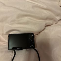 Sony Cyber-shot RX100V