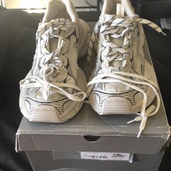 Balenciaga 3XL