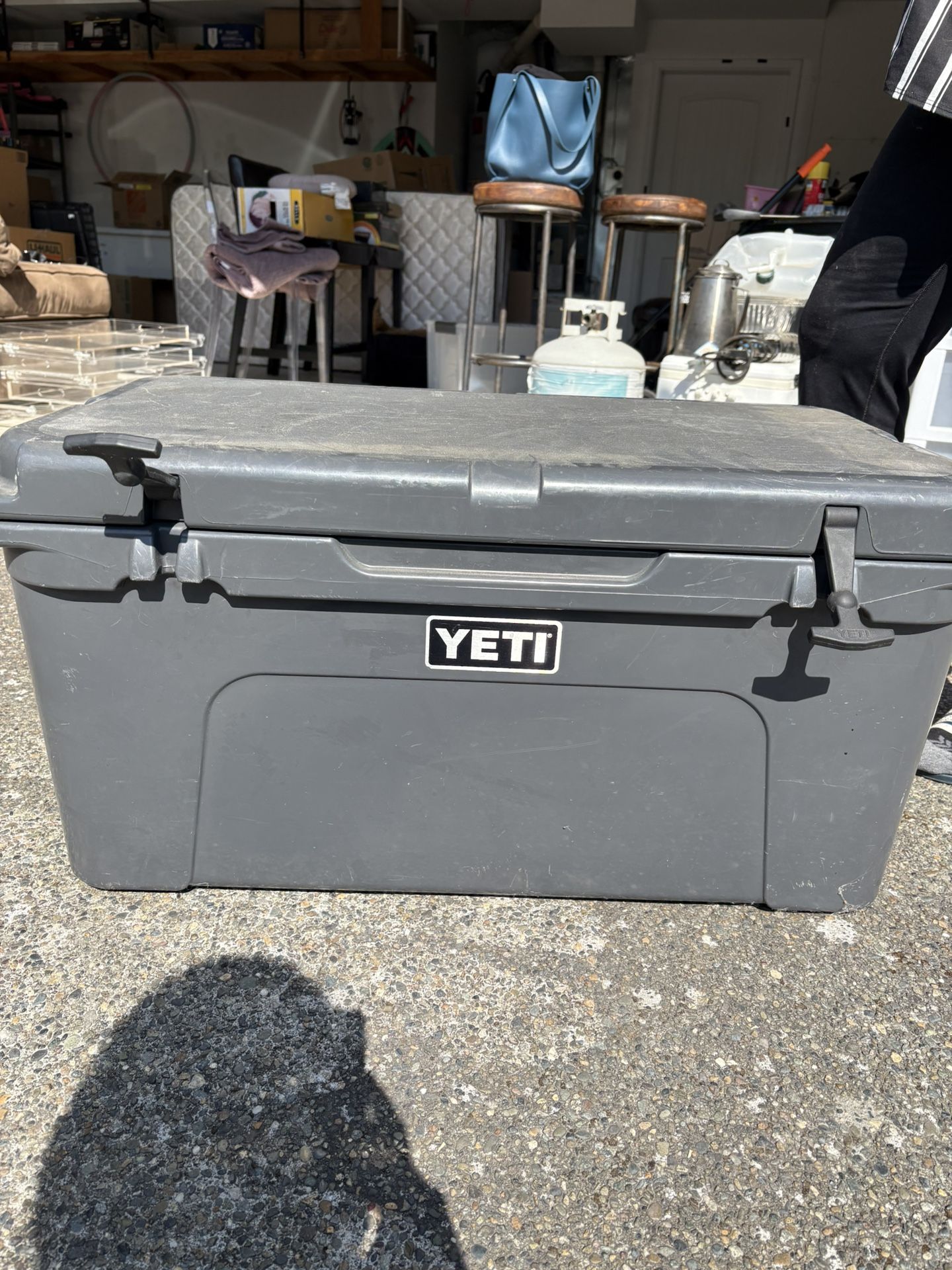 Yeti model Tundra 65 12.8gal