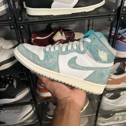 Jordan 1 Low GS Turbo Green Size 6.5Y / 8W