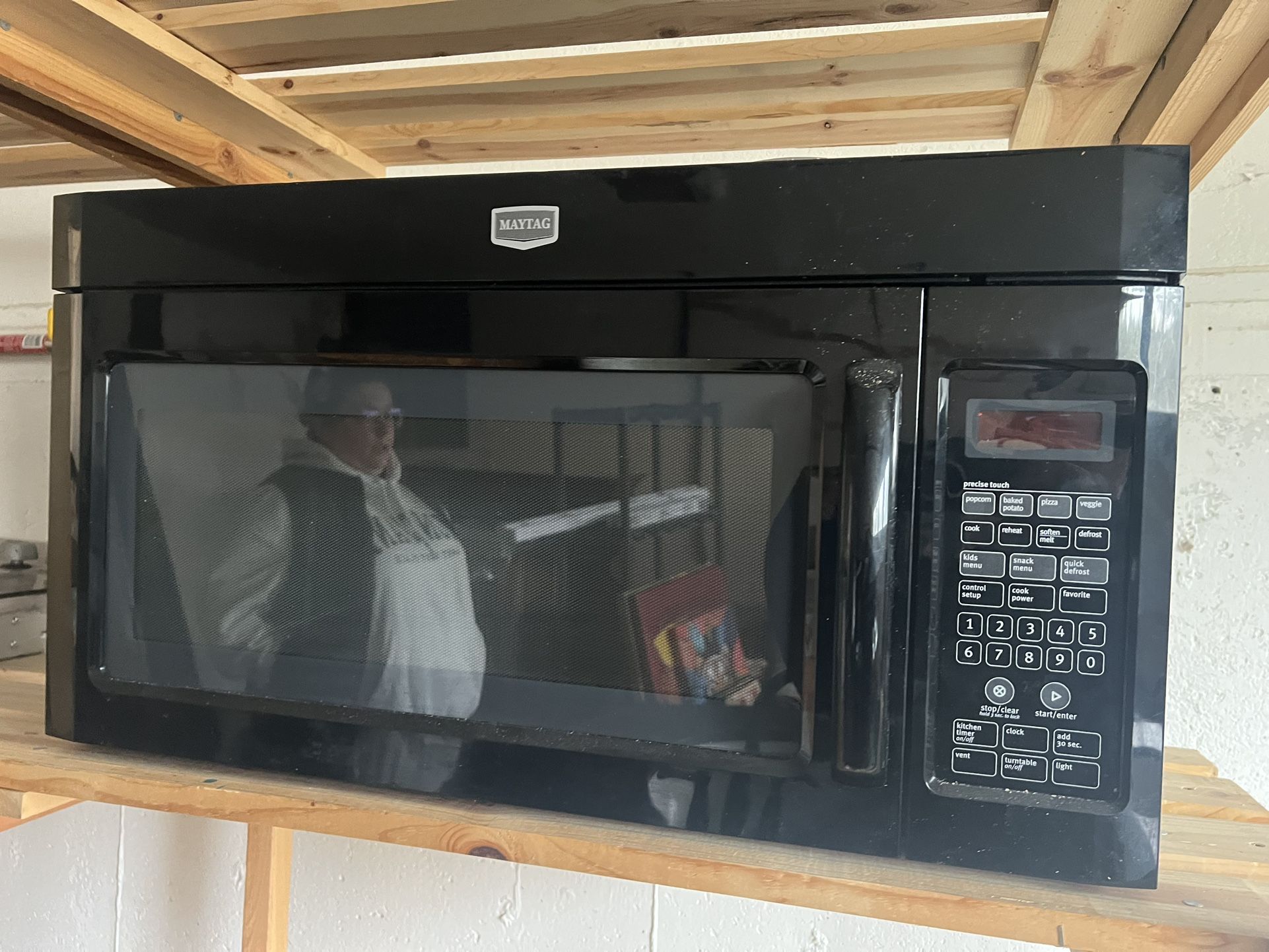 Microwave Over Stove Under Cupboard 