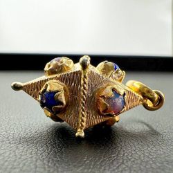 Stunning Octahedron shaped 18k yellow solid gold pendant/charm with embedded blue stones