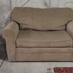  Loveseat Couch w/ Pull Out Twin Bed
