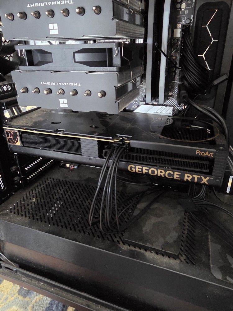 ASUS ProArt GeForce RTX 4060 Ti 16GB good condition