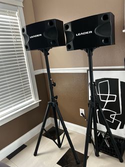Leader PA Speakers with Adjustable Tripod Stands