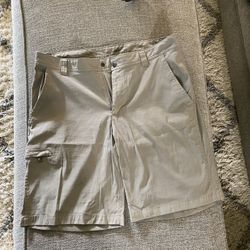 Columbia Shorts 36
