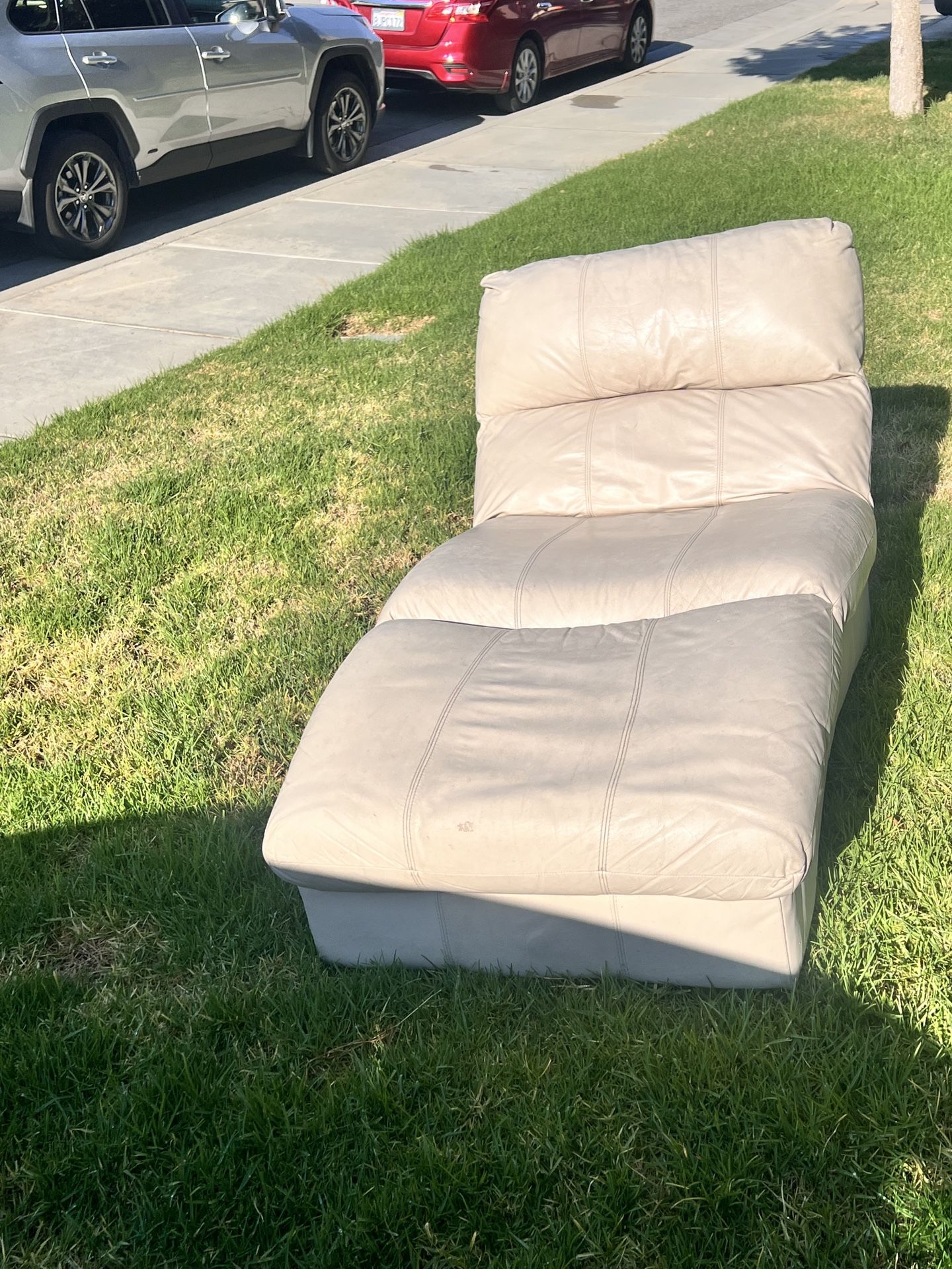 Single Sofa Couch