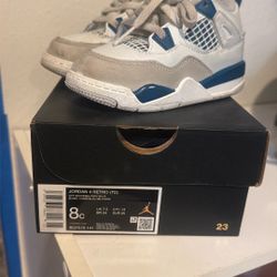 Jordan 4 Retro