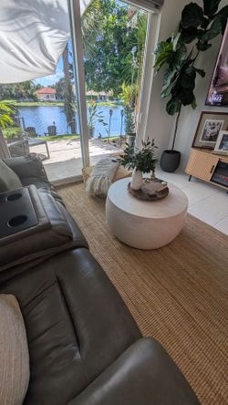 Handmade Light Brown Square Jute Pouf Coastal,Farmhouse Decor Pet free&smoke free home.Puf Cuadrado Artesanal de Yute Marrón Claro Decoración Coastal 