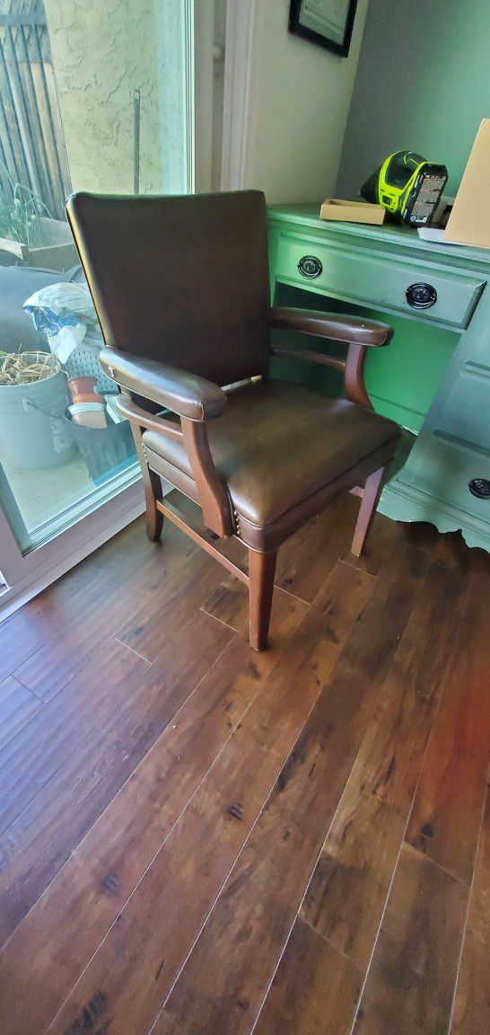 Desk Chair 