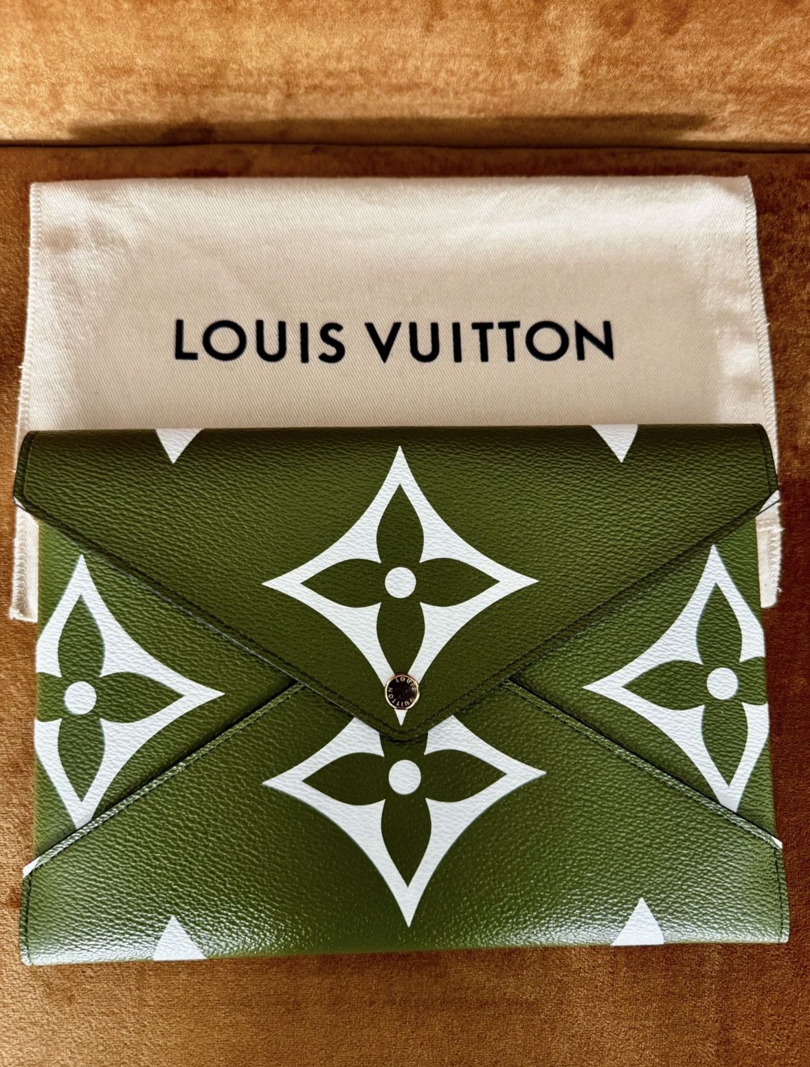 Louis Vuitton Kirigami Pochette