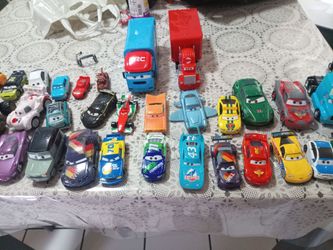 Son 45carros de Pixar en buenas condiciones @$3 cada uno o 2$5