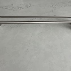 2 Towel Bars