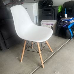 White Desk Chair