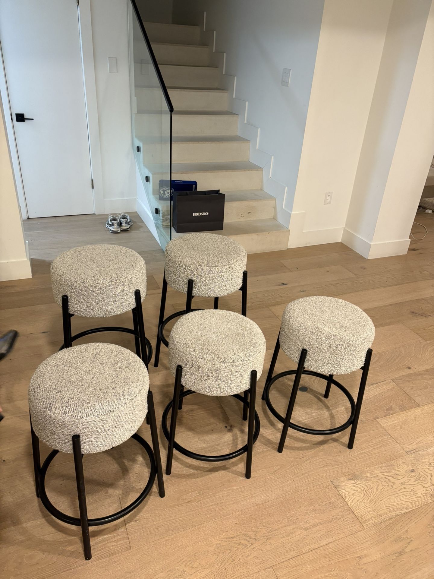 Stools Set