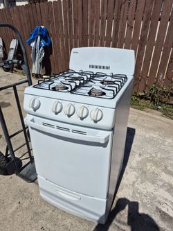 20" gas Stove In Great Condition $240
