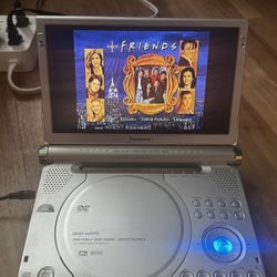 Panasonic DVD-LA95 Portable DVD Player (9")