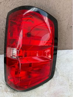2016-2019 GM Left Hand Driver side tail light (contact info removed)3