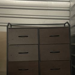 6 drawer dresser (cloth type)