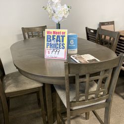 Lovely Dining Table☺️ Easy Financing Available 