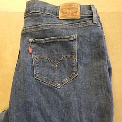 Women's Levi's 